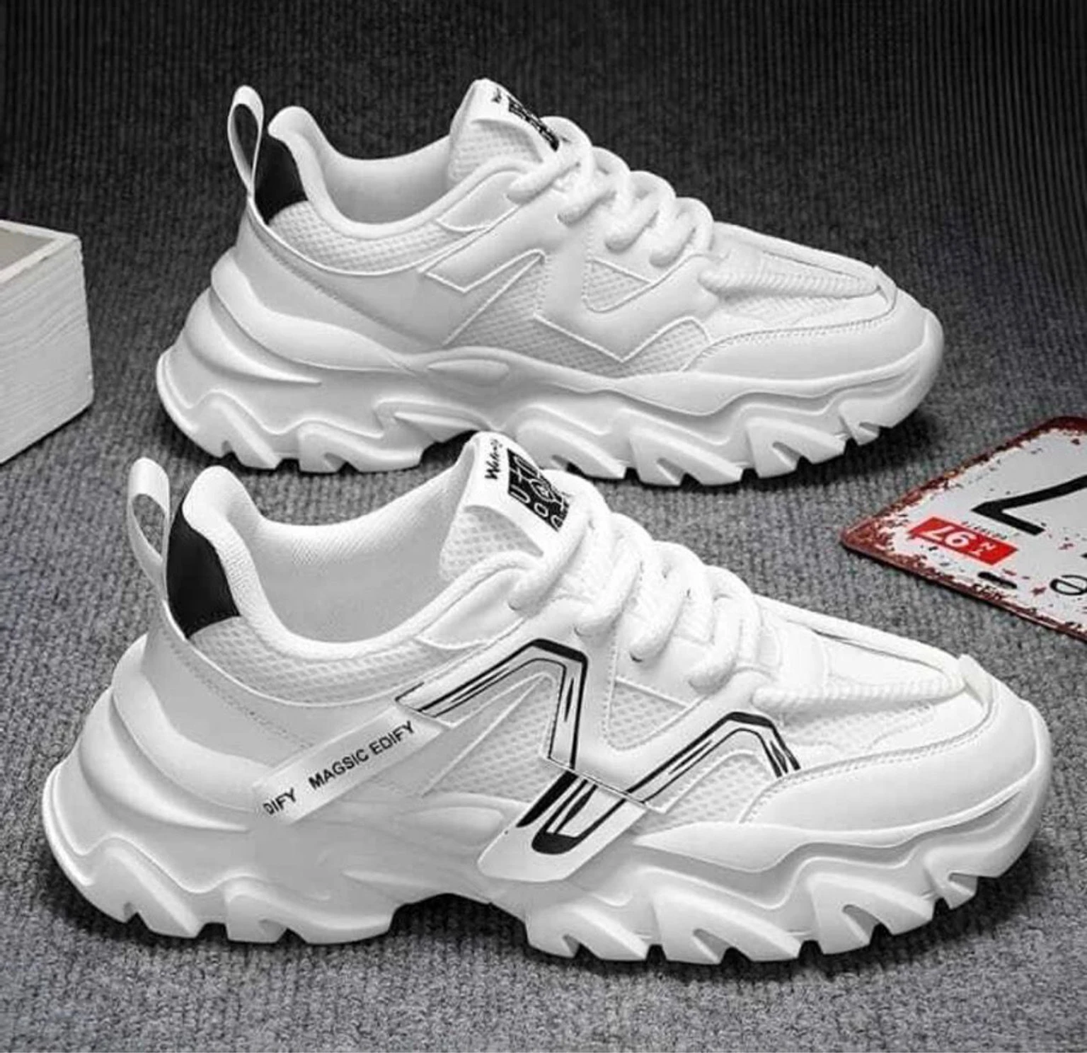sneaker2